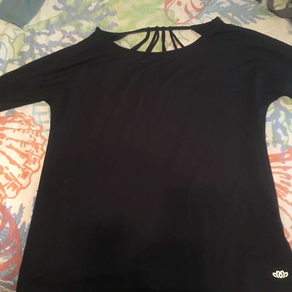 Workout top with strappy back